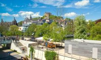Beim Blick aus der Mensa präsentiert sich Marburg als historische und naturnahe Universitätsstadt.