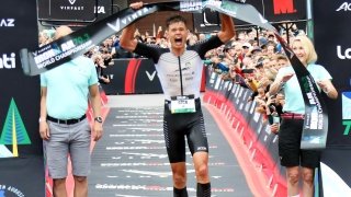 Rico Bogen, Weltmeister beim Half Ironman (2023), aktiver Student