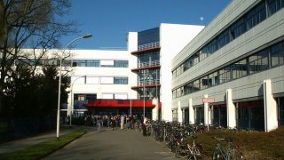 Das Institut - Ort des Lernens