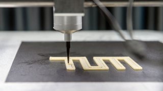 Neueste Technologien wie den 3D-Druck von Lebensmitteln im Studium an der TUM kennenlernen
