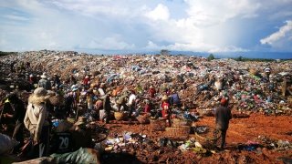 Mülldeponie in Vietnam, Institut für Abfall- und Kreislaufwirtschaft