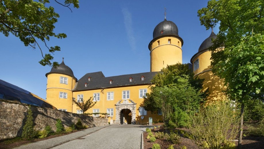 ADG Business School Campus und Hauptsitz auf Schloss Montabaur