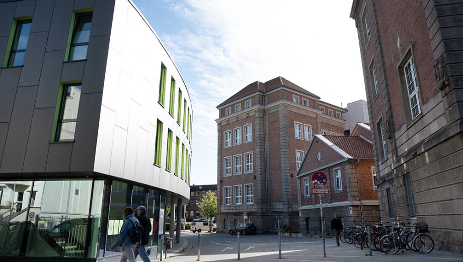 Auf dem Campus: Die wilhelminischen Gebäude der Muthesius Kunsthochschule an der Kieler Legienstraße